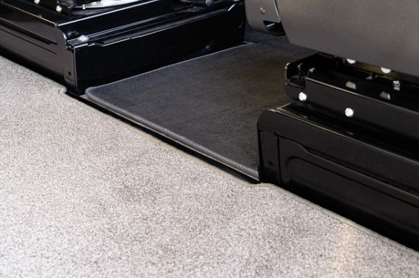 Tapis cabine de conduite B ML-I >2020 avec frein de parking manuel