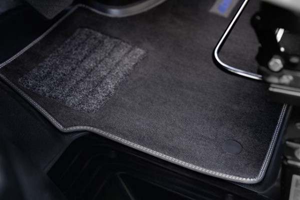 Driver´s cabin carpet B ML-I >2020 with manual brake