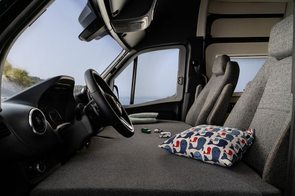 Child´s bed type Mercedes > model year 2019 -10%